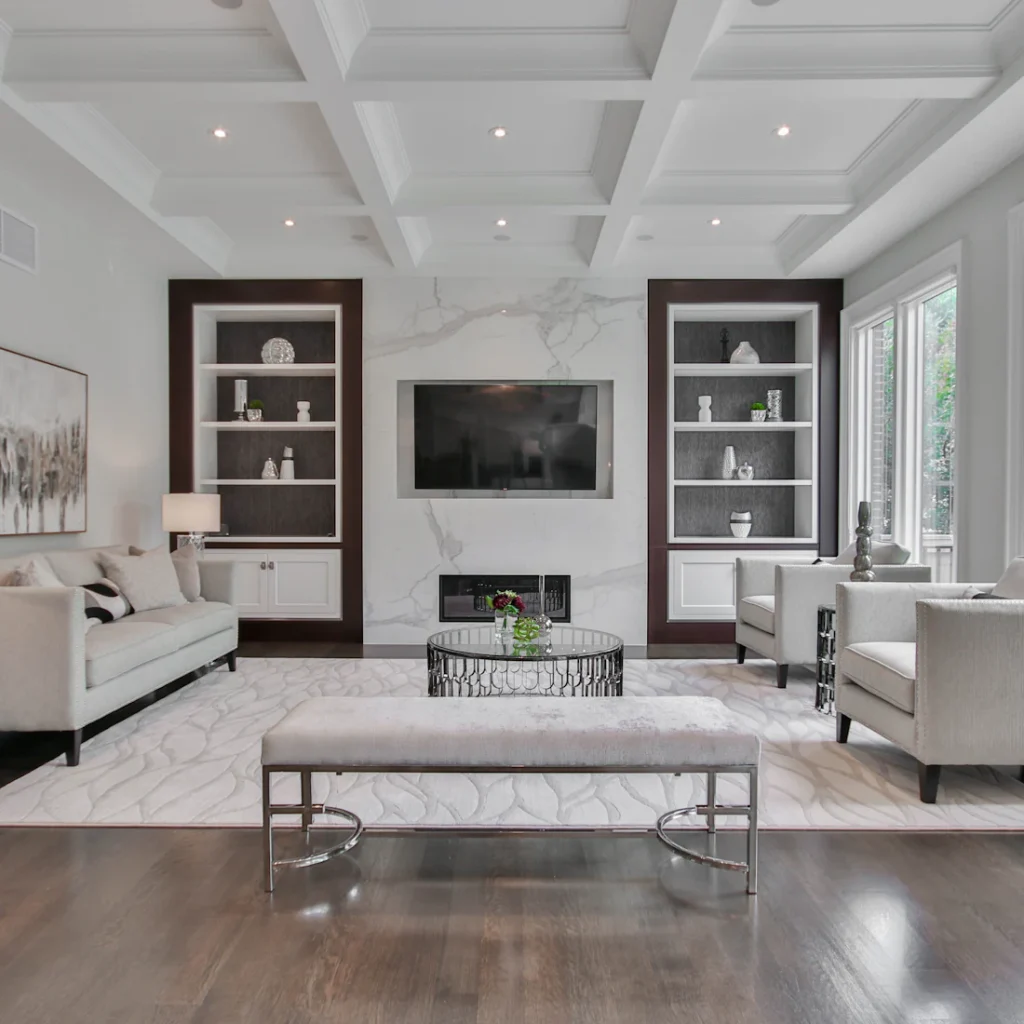 Penthouse Masteri phòng khách trần cao